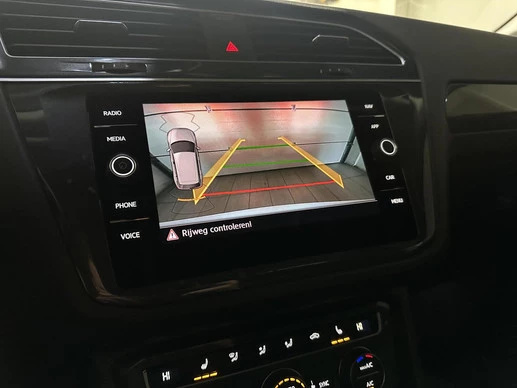 Volkswagen Tiguan - Afbeelding 29 van 30