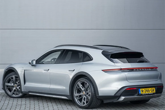 Porsche Taycan - Afbeelding 11 van 30