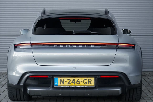 Porsche Taycan - Afbeelding 12 van 30