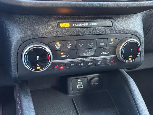 Ford Kuga - Afbeelding 27 van 30