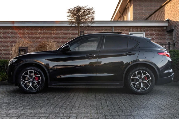 Alfa Romeo Stelvio - Afbeelding 4 van 30