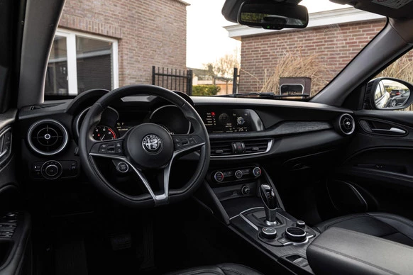 Alfa Romeo Stelvio - Afbeelding 12 van 30