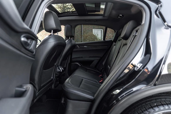 Alfa Romeo Stelvio - Afbeelding 15 van 30