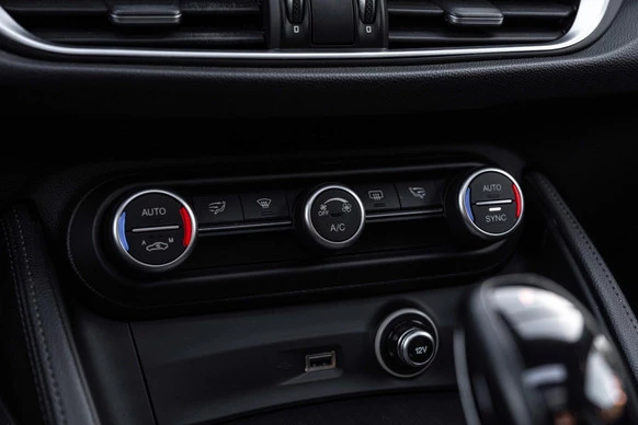 Alfa Romeo Stelvio - Afbeelding 28 van 30