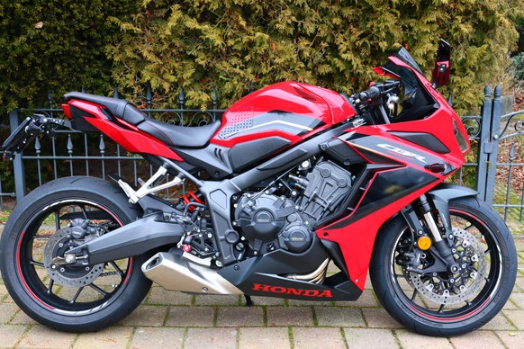 Honda CBR 650 - Afbeelding 10 van 25