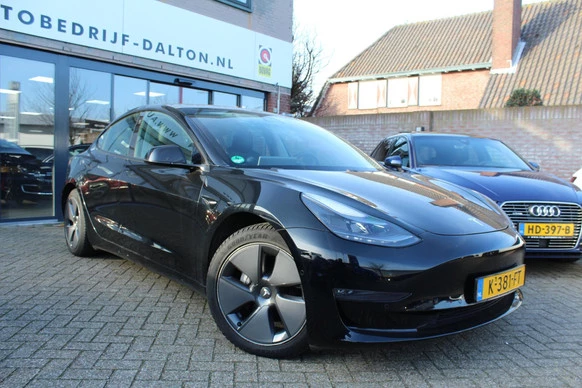 Tesla Model 3 - Afbeelding 4 van 13