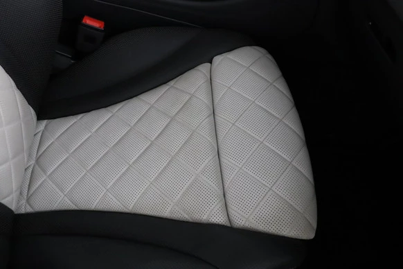 Mercedes-Benz EQC - Afbeelding 13 van 30