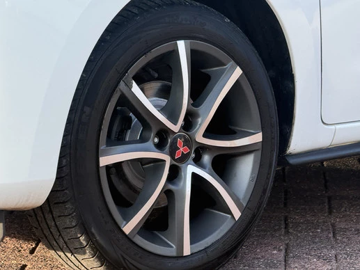 Mitsubishi Space Star - Afbeelding 3 van 19