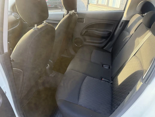 Mitsubishi Space Star - Afbeelding 16 van 19