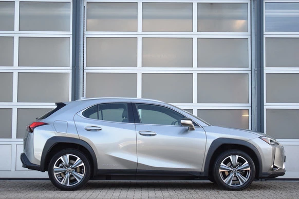 Lexus UX - Afbeelding 25 van 28