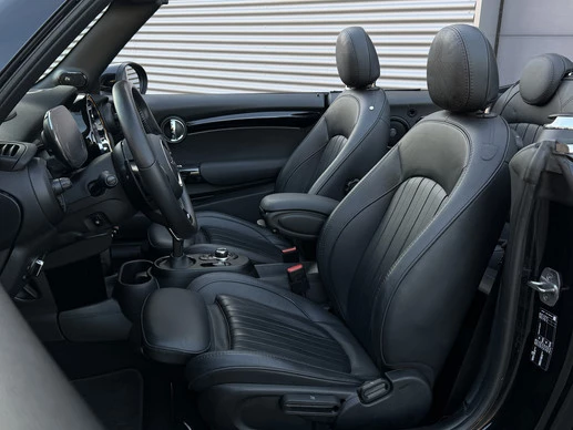 MINI Cooper Cabrio - Afbeelding 9 van 30