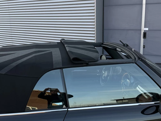 MINI Cooper Cabrio - Afbeelding 23 van 30