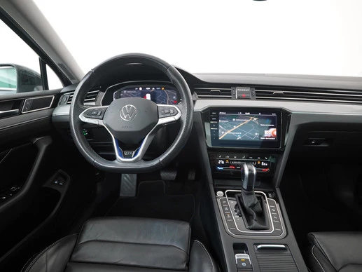 Volkswagen Passat - Afbeelding 6 van 30