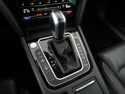 Volkswagen Passat - Afbeelding 12 van 30