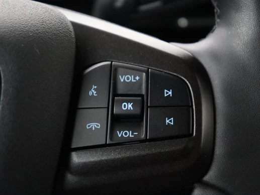 Ford Mustang Mach-E - Afbeelding 18 van 30