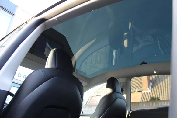 Tesla Model Y - Afbeelding 5 van 7