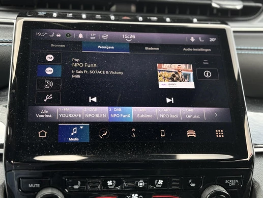 Jeep Grand Cherokee - Afbeelding 18 van 30