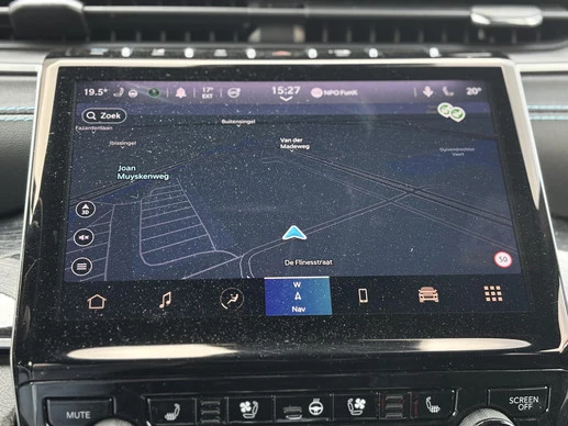 Jeep Grand Cherokee - Afbeelding 21 van 30