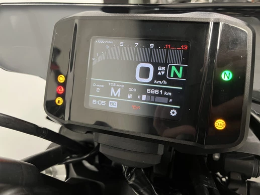 Yamaha MT 09 - Afbeelding 2 van 22