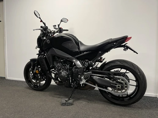 Yamaha MT 09 - Afbeelding 15 van 22