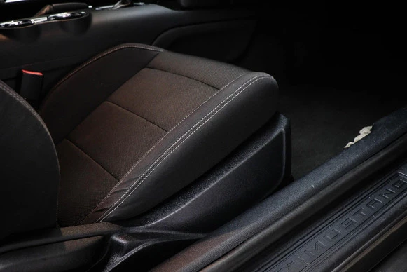 Ford Mustang - Afbeelding 10 van 30