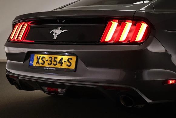 Ford Mustang - Afbeelding 21 van 30