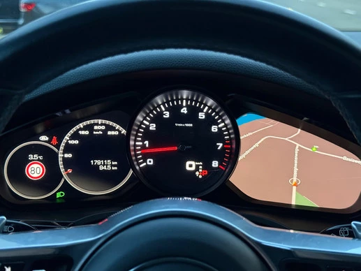 Porsche Cayenne - Afbeelding 18 van 30