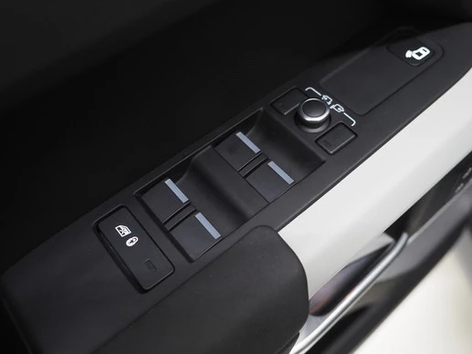 Land Rover Defender - Afbeelding 20 van 30