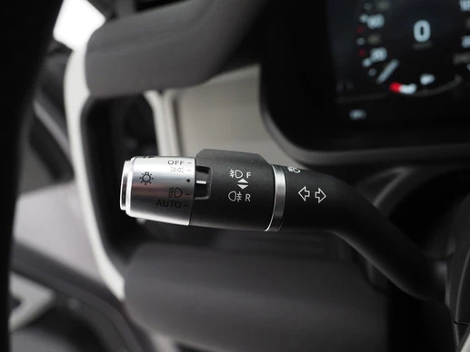 Land Rover Defender - Afbeelding 23 van 30