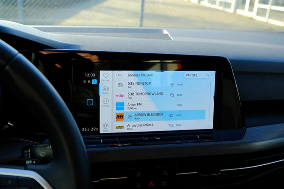 Volkswagen Golf - Afbeelding 18 van 30