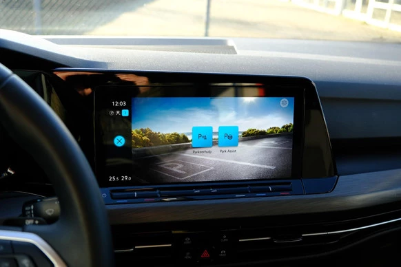 Volkswagen Golf - Afbeelding 21 van 30