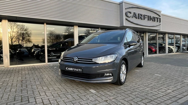 Volkswagen Touran - Afbeelding 1 van 30