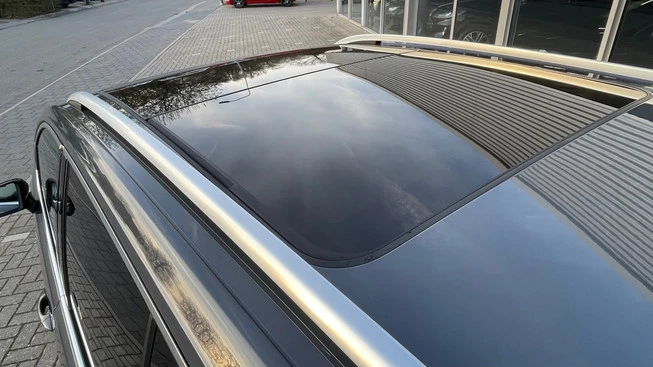 Volkswagen Touran - Afbeelding 12 van 30