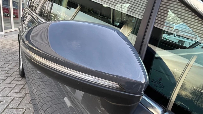 Volkswagen Touran - Afbeelding 17 van 30