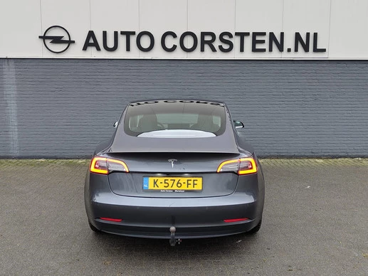 Tesla Model 3 - Afbeelding 18 van 21