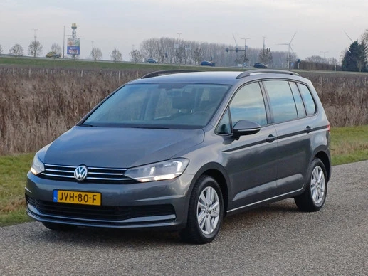Volkswagen Touran - Afbeelding 1 van 30