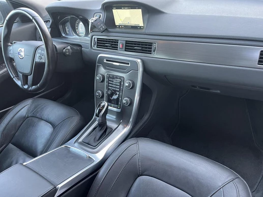 Volvo V70 - Afbeelding 2 van 12