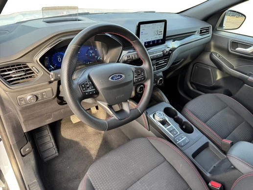 Ford Kuga - Afbeelding 18 van 30