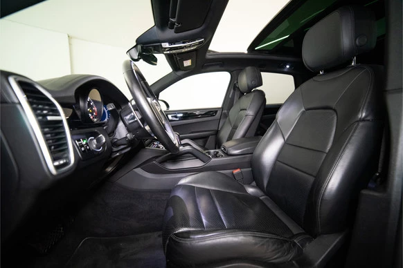 Porsche Cayenne - Afbeelding 24 van 30