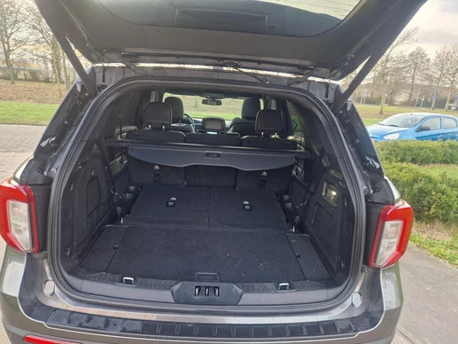 Ford Explorer - Afbeelding 9 van 30