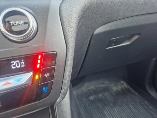 Ford Explorer - Afbeelding 19 van 30