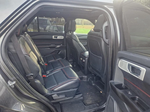 Ford Explorer - Afbeelding 22 van 30