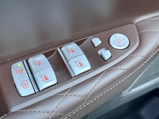 BMW 7 Serie - Afbeelding 28 van 30