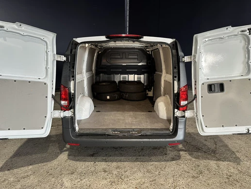 Mercedes-Benz Vito - Afbeelding 12 van 21