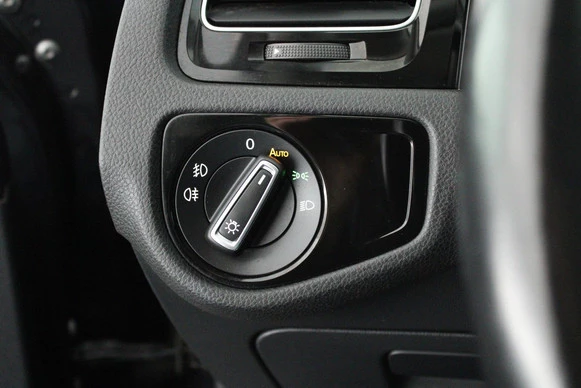 Volkswagen Golf - Afbeelding 17 van 30