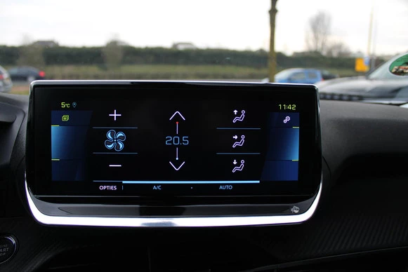 Peugeot e-2008 - Afbeelding 18 van 30