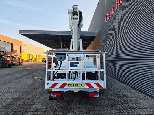 MAN TGL - Afbeelding 6 van 12