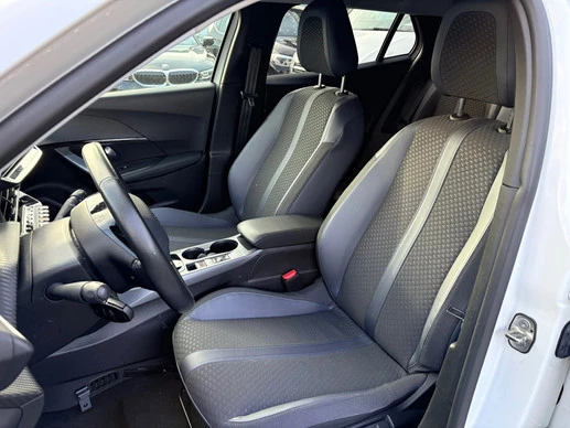 Peugeot e-2008 - Afbeelding 13 van 23