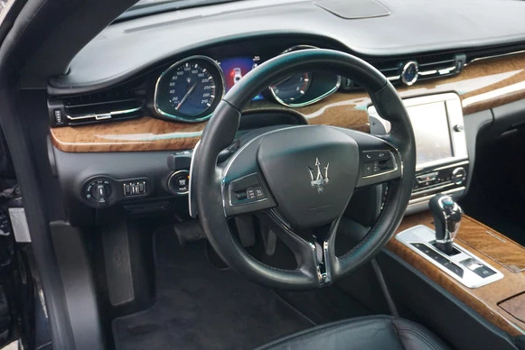 Maserati Quattroporte - Afbeelding 4 van 30