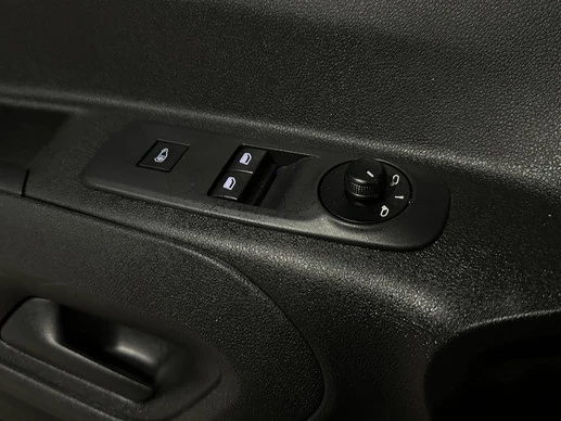 Peugeot Partner - Afbeelding 13 van 16